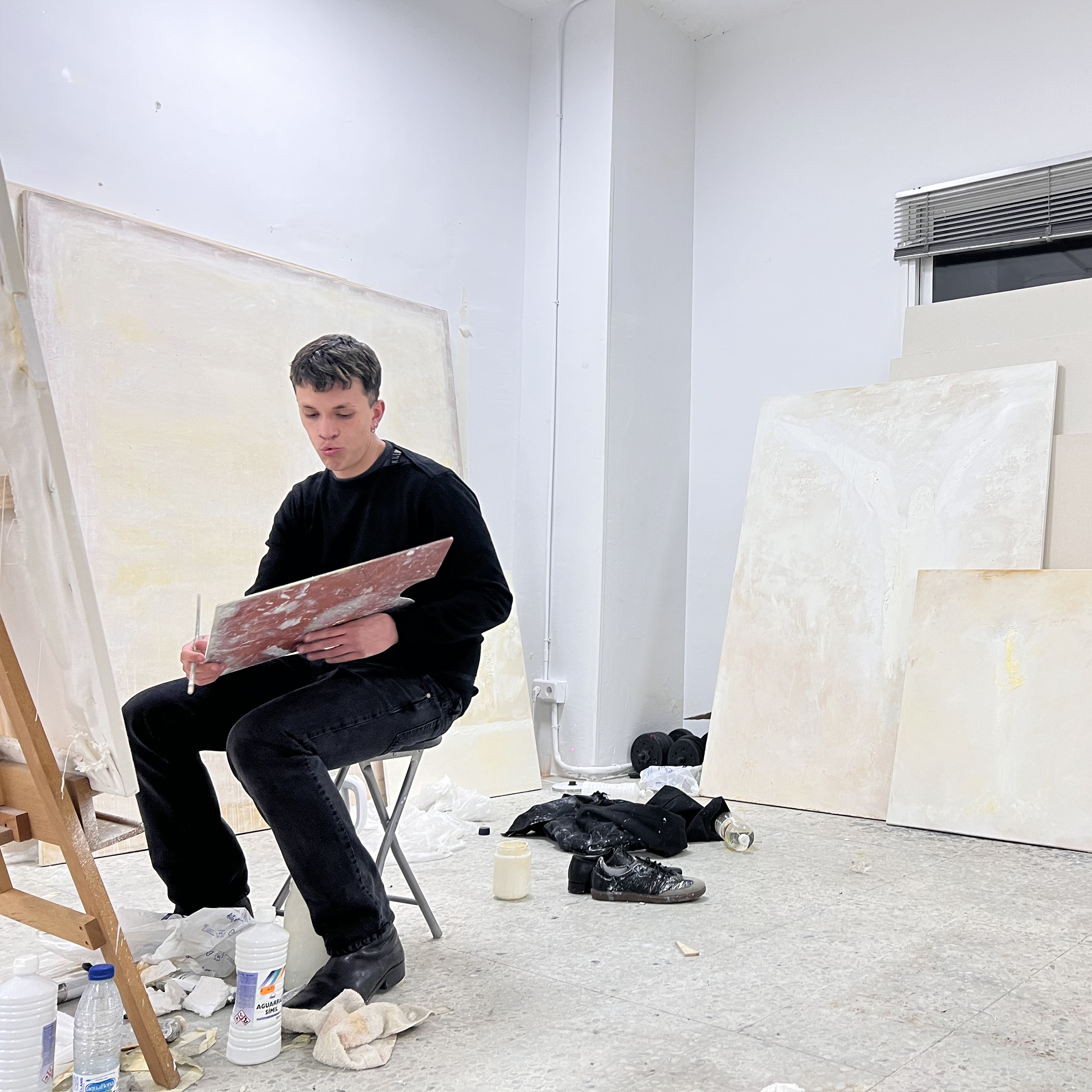 Seju en el estudio, 2025.